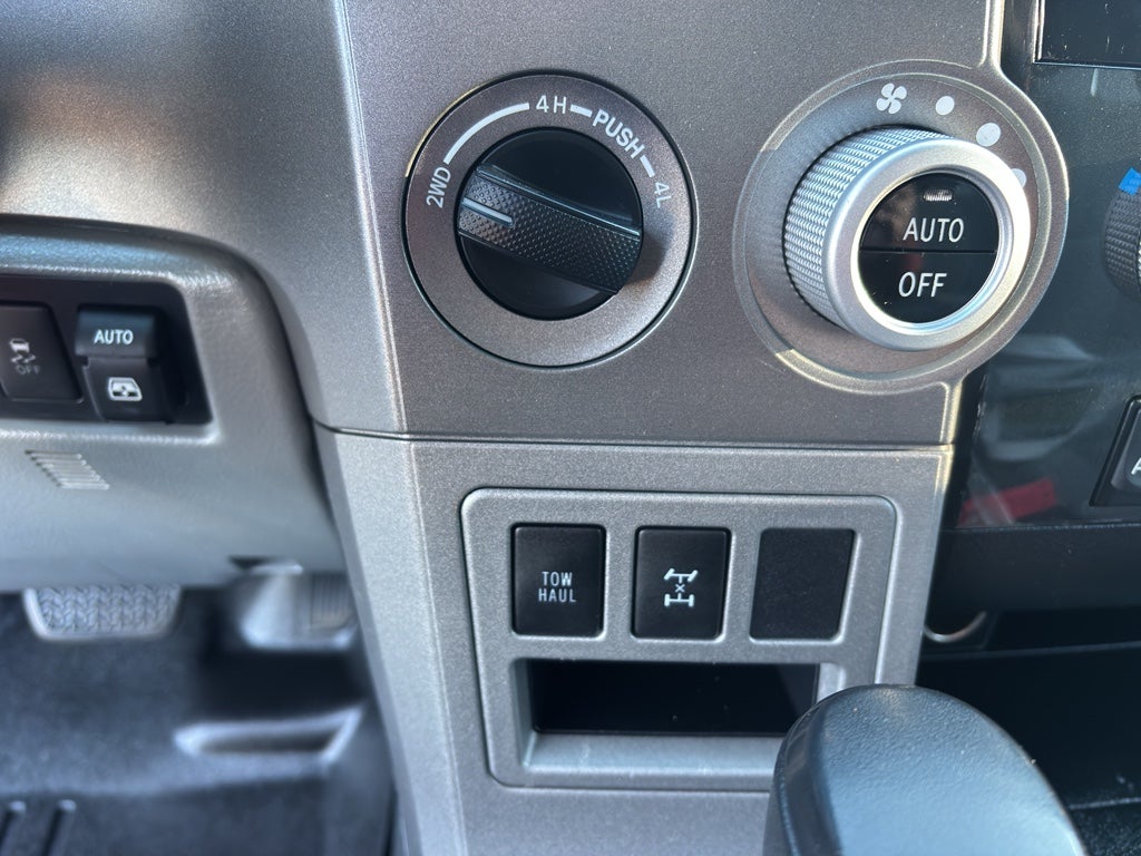 2014 Toyota Sequoia SR5