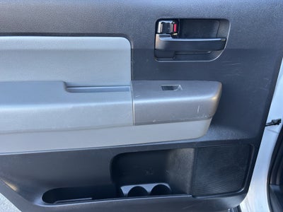 2014 Toyota Sequoia SR5