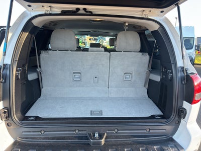 2014 Toyota Sequoia SR5