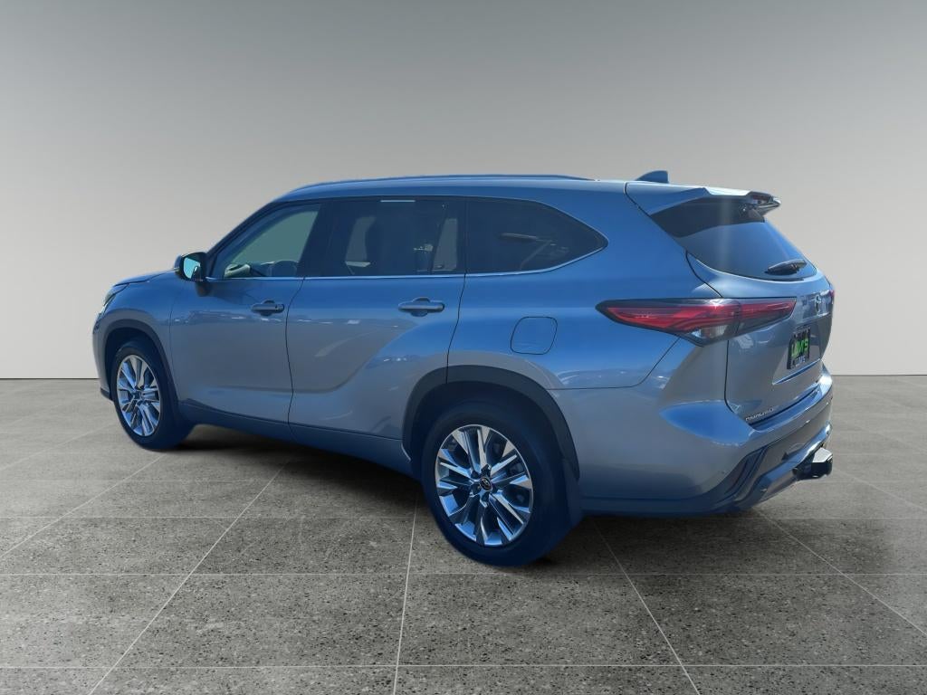 2022 Toyota Highlander Limited
