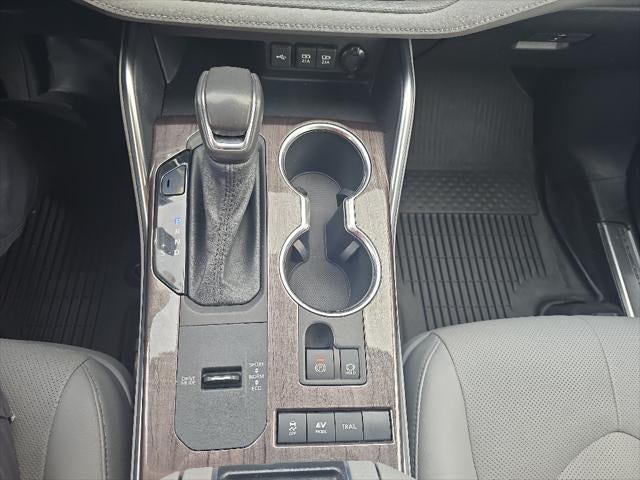 2021 Toyota Highlander Hybrid Hybrid Platinum