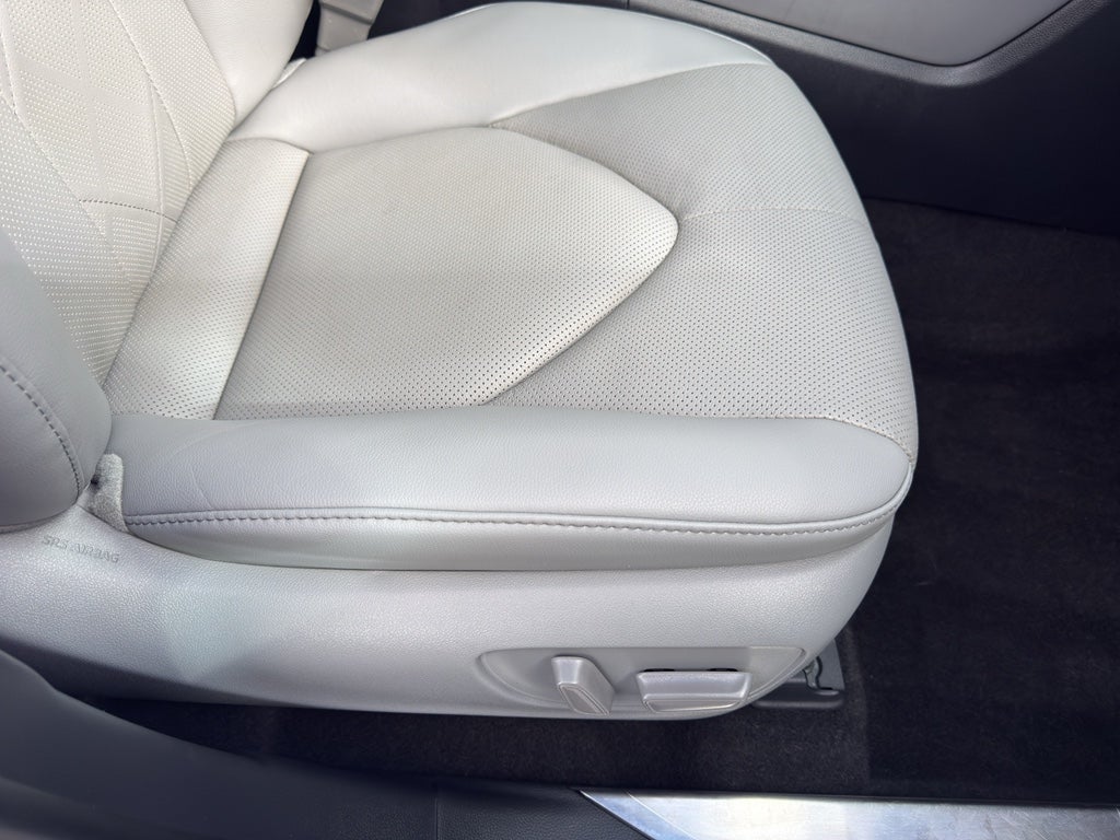 2023 Toyota Highlander Hybrid Hybrid Platinum