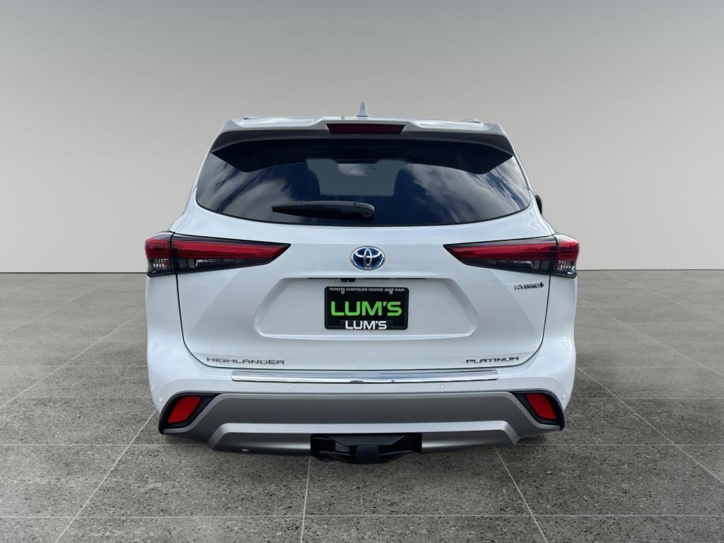 2023 Toyota Highlander Hybrid Hybrid Platinum