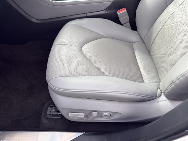 2023 Toyota Highlander Hybrid Hybrid Platinum