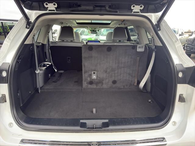 2023 Toyota Highlander Hybrid Hybrid Platinum