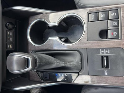 2023 Toyota Highlander Hybrid Hybrid Platinum