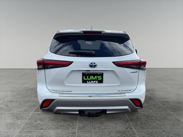 2023 Toyota Highlander Hybrid Hybrid Platinum