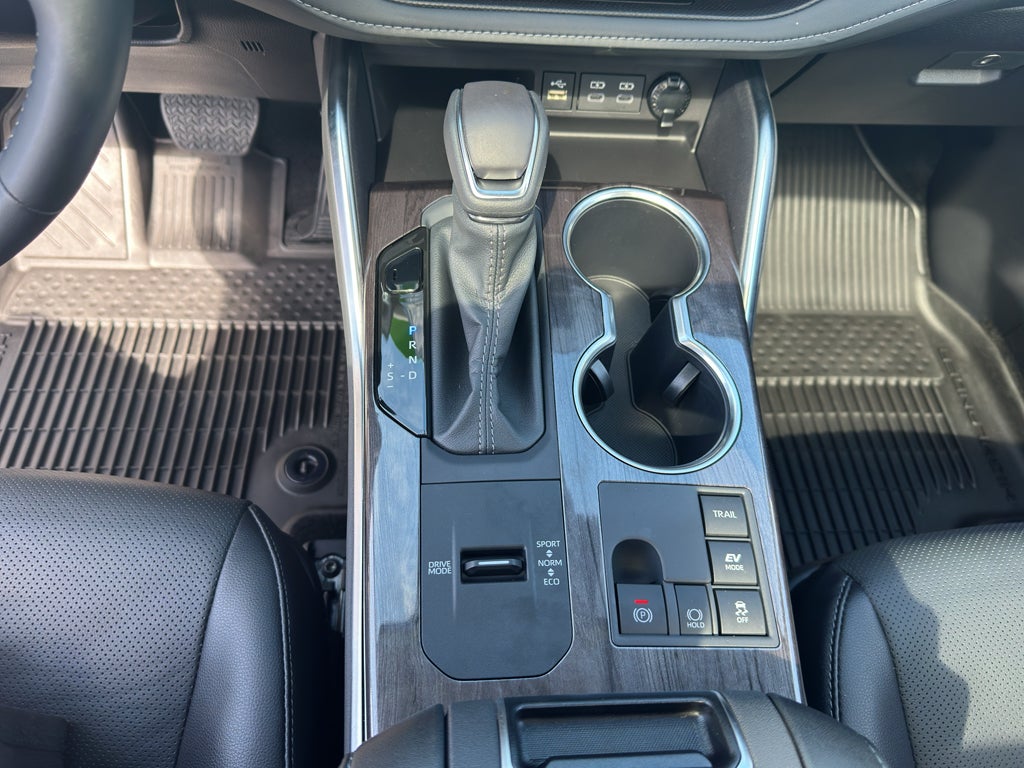 2026 Toyota Highlander Hybrid Hybrid Platinum