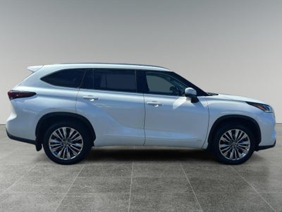 2026 Toyota Highlander Hybrid Hybrid Platinum