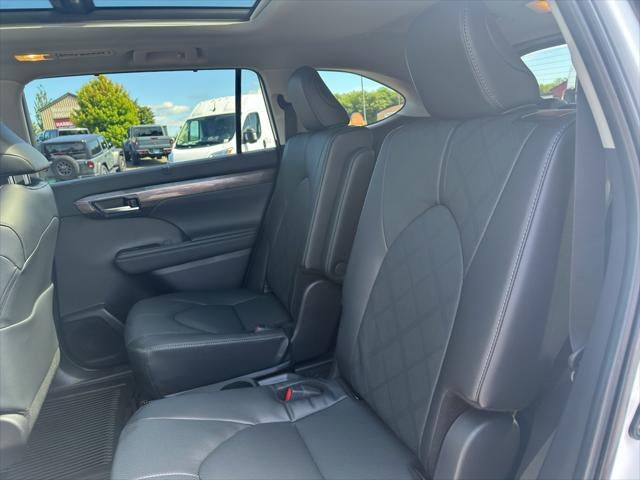 2026 Toyota Highlander Hybrid Hybrid Platinum