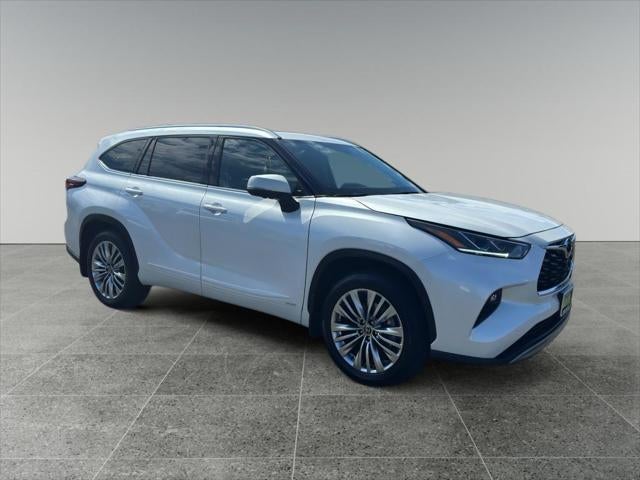 2026 Toyota Highlander Hybrid Hybrid Platinum