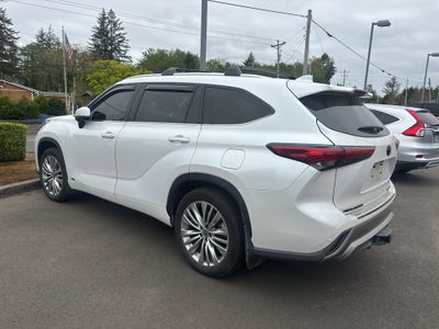 2023 Toyota Highlander Hybrid Hybrid Platinum