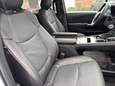 2025 Toyota Sienna Platinum