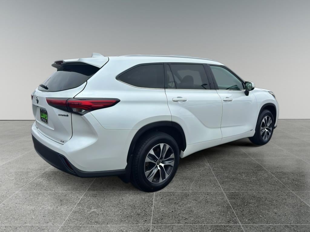 2022 Toyota Highlander Hybrid Hybrid XLE