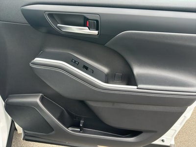 2022 Toyota Highlander Hybrid Hybrid XLE
