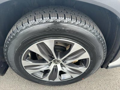 2022 Toyota Highlander Hybrid Hybrid XLE