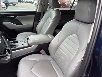 2021 Toyota Highlander Hybrid Hybrid XLE