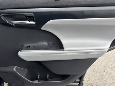 2021 Toyota Highlander Hybrid Hybrid XLE