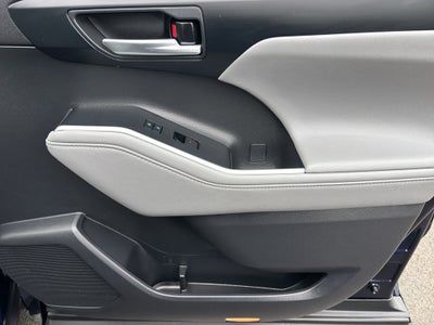2021 Toyota Highlander Hybrid Hybrid XLE