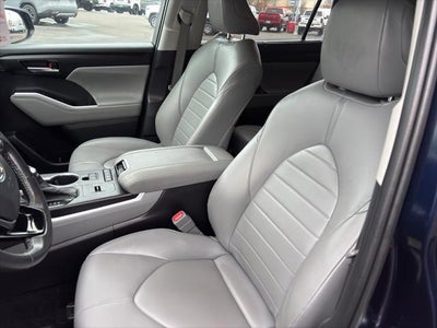 2021 Toyota Highlander Hybrid Hybrid XLE