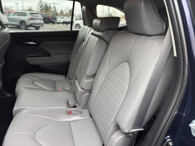 2021 Toyota Highlander Hybrid Hybrid XLE