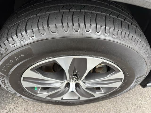 2021 Toyota Highlander Hybrid Hybrid XLE