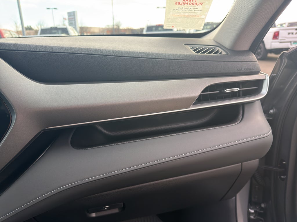 2025 Toyota Highlander Hybrid Hybrid XLE