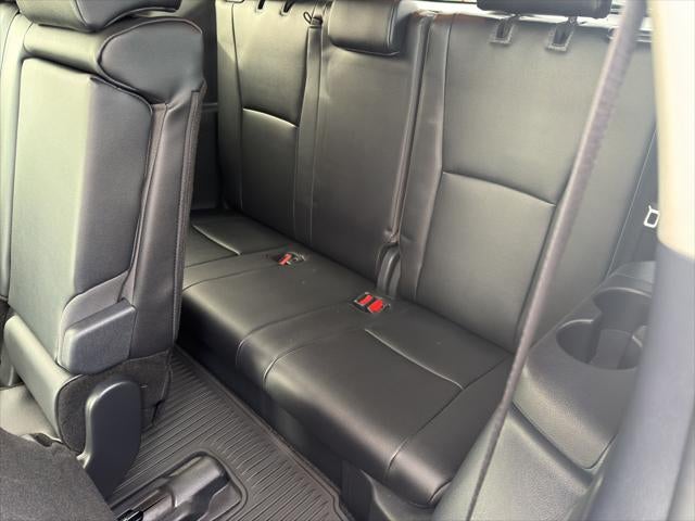 2025 Toyota Highlander Hybrid Hybrid XLE