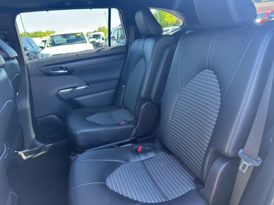 2025 Toyota Highlander XSE