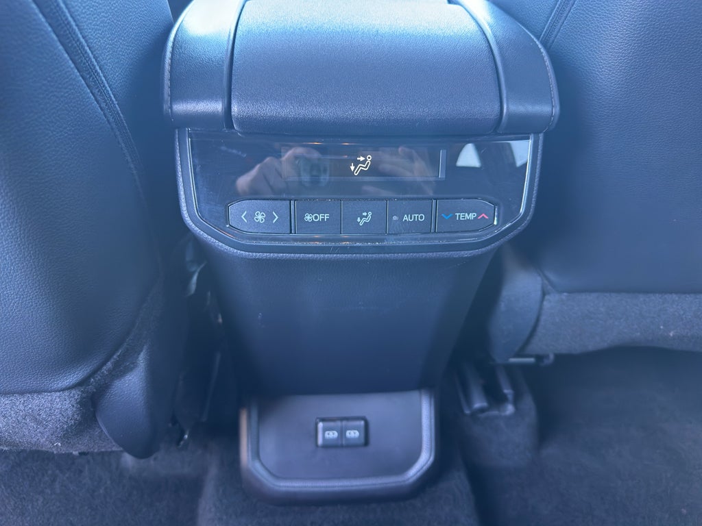 2025 Toyota Highlander XSE