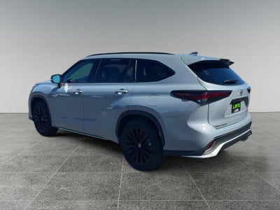 2025 Toyota Highlander XSE