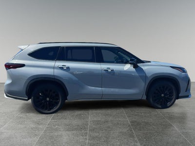 2025 Toyota Highlander XSE