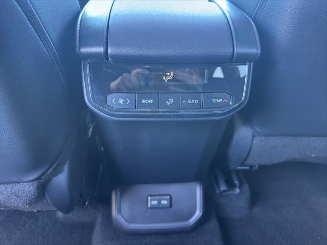 2025 Toyota Highlander XSE