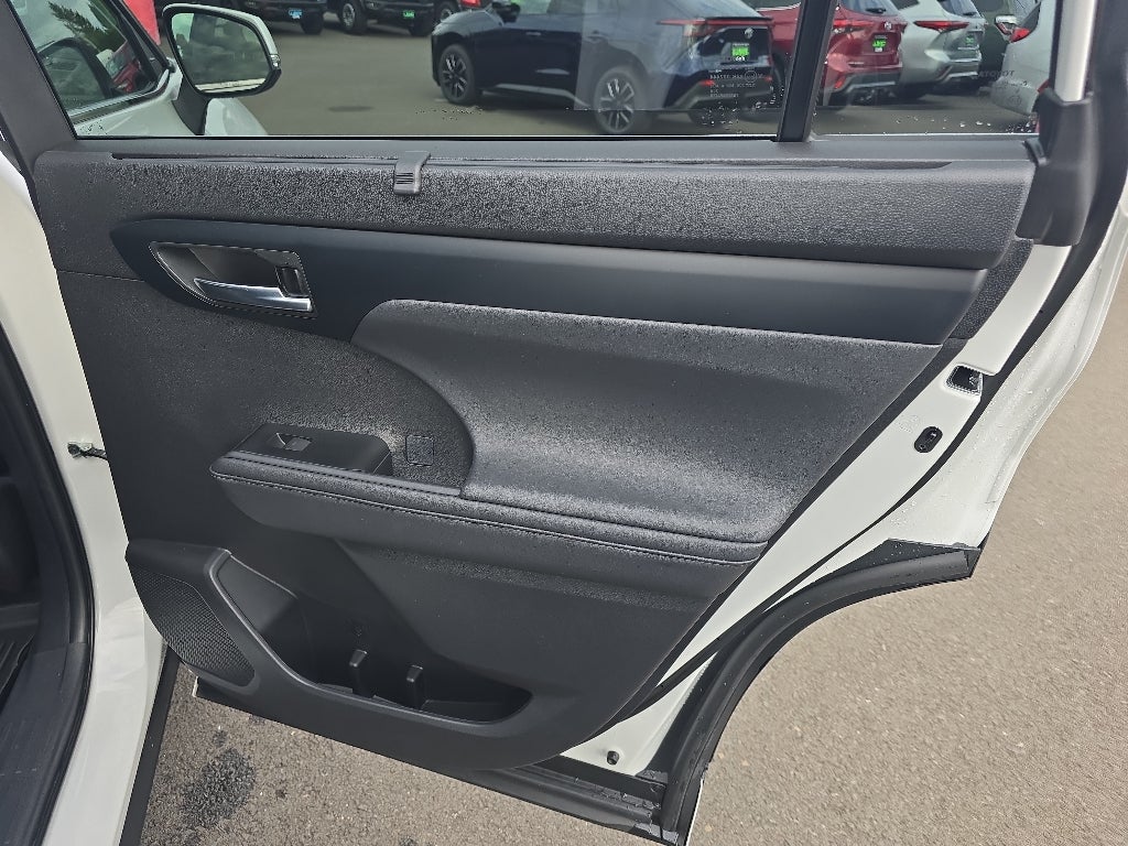 2025 Toyota Highlander XLE
