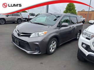 2020 Toyota Sienna LE