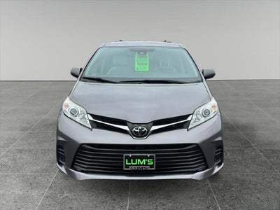 2020 Toyota Sienna LE