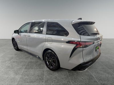 2025 Toyota Sienna Hybrid XSE