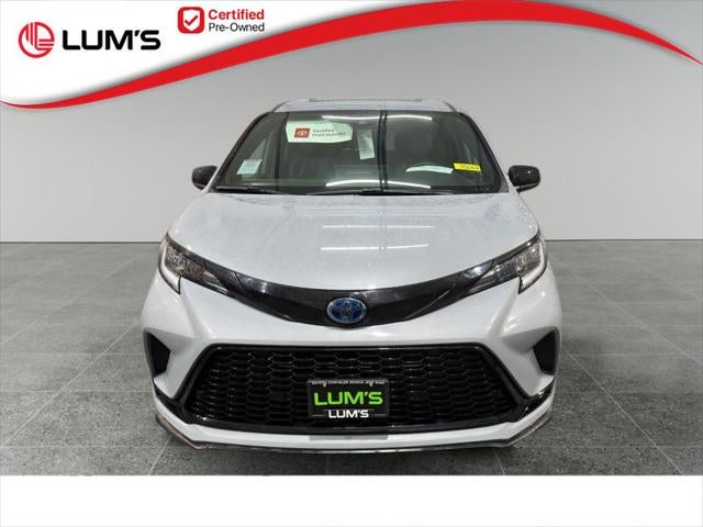 2025 Toyota Sienna Hybrid XSE
