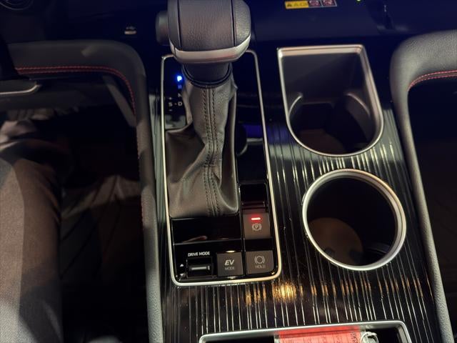 2025 Toyota Sienna Hybrid XSE