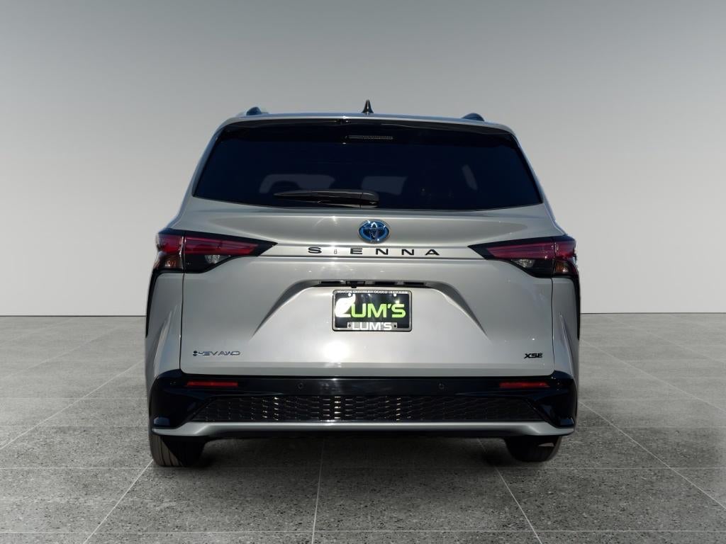 2025 Toyota Sienna XSE
