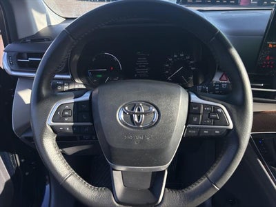 2024 Toyota Sienna XLE