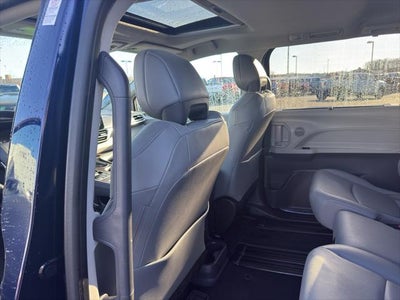 2024 Toyota Sienna XLE