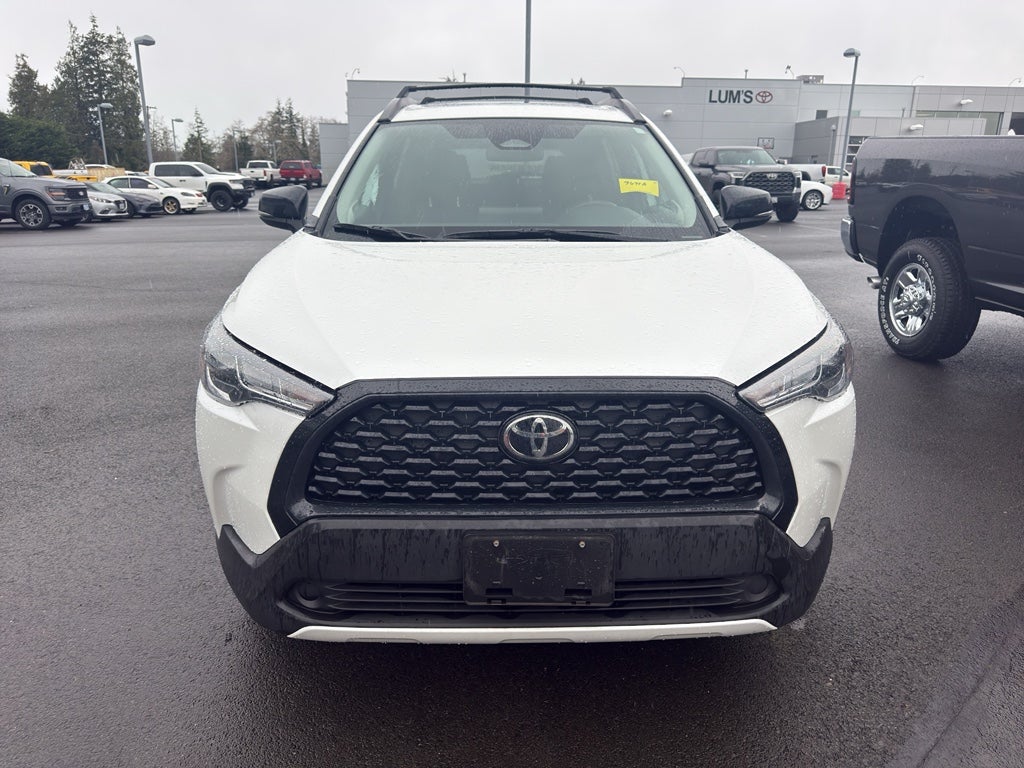 2025 Toyota Corolla Cross LE