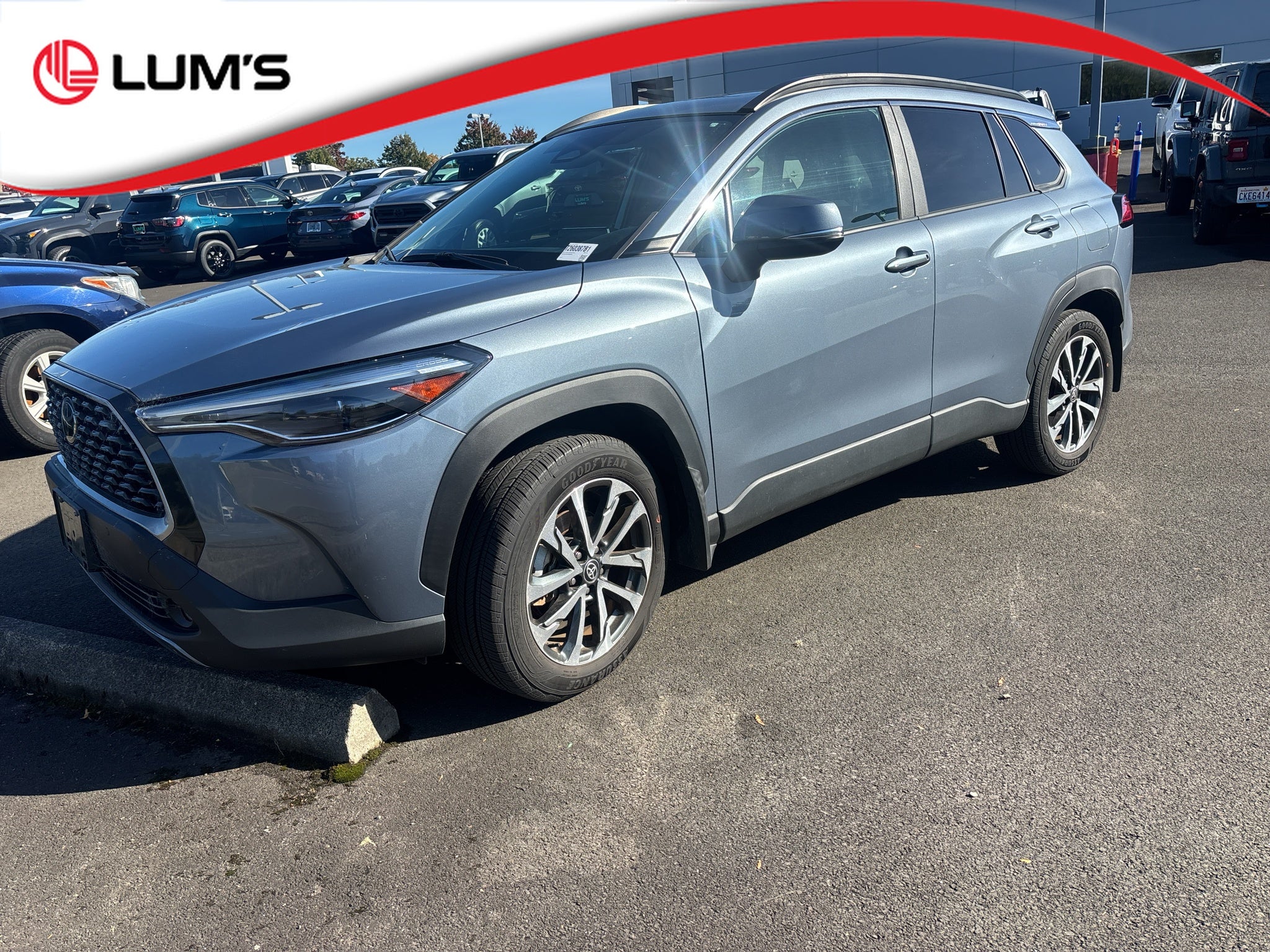 2024 Toyota Corolla Cross XLE
