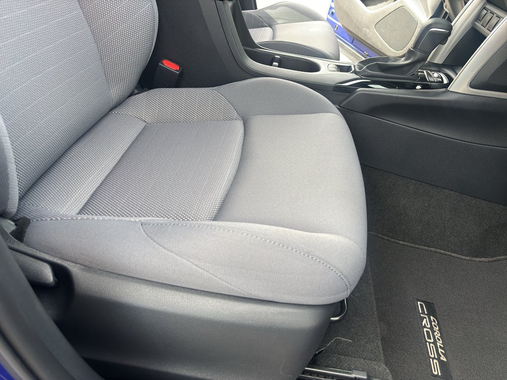2024 Toyota Corolla Cross Hybrid Hybrid SE