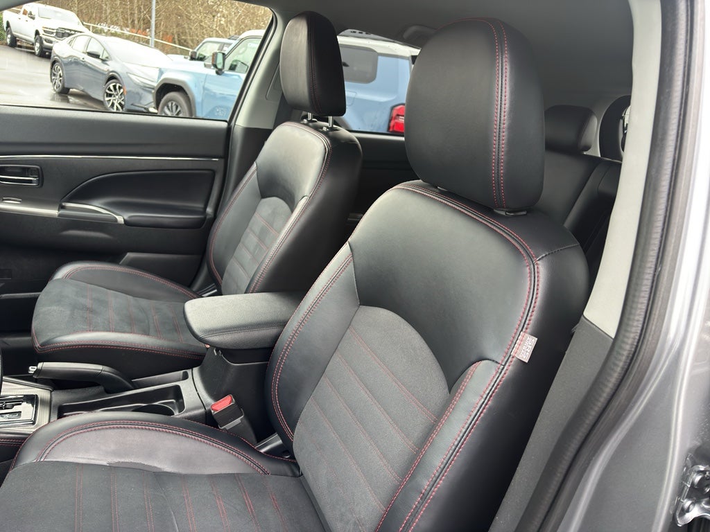 2024 Mitsubishi Outlander Sport SE