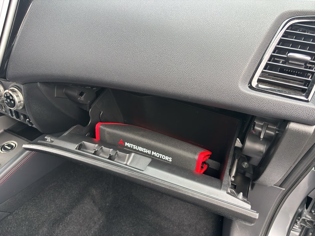 2024 Mitsubishi Outlander Sport SE