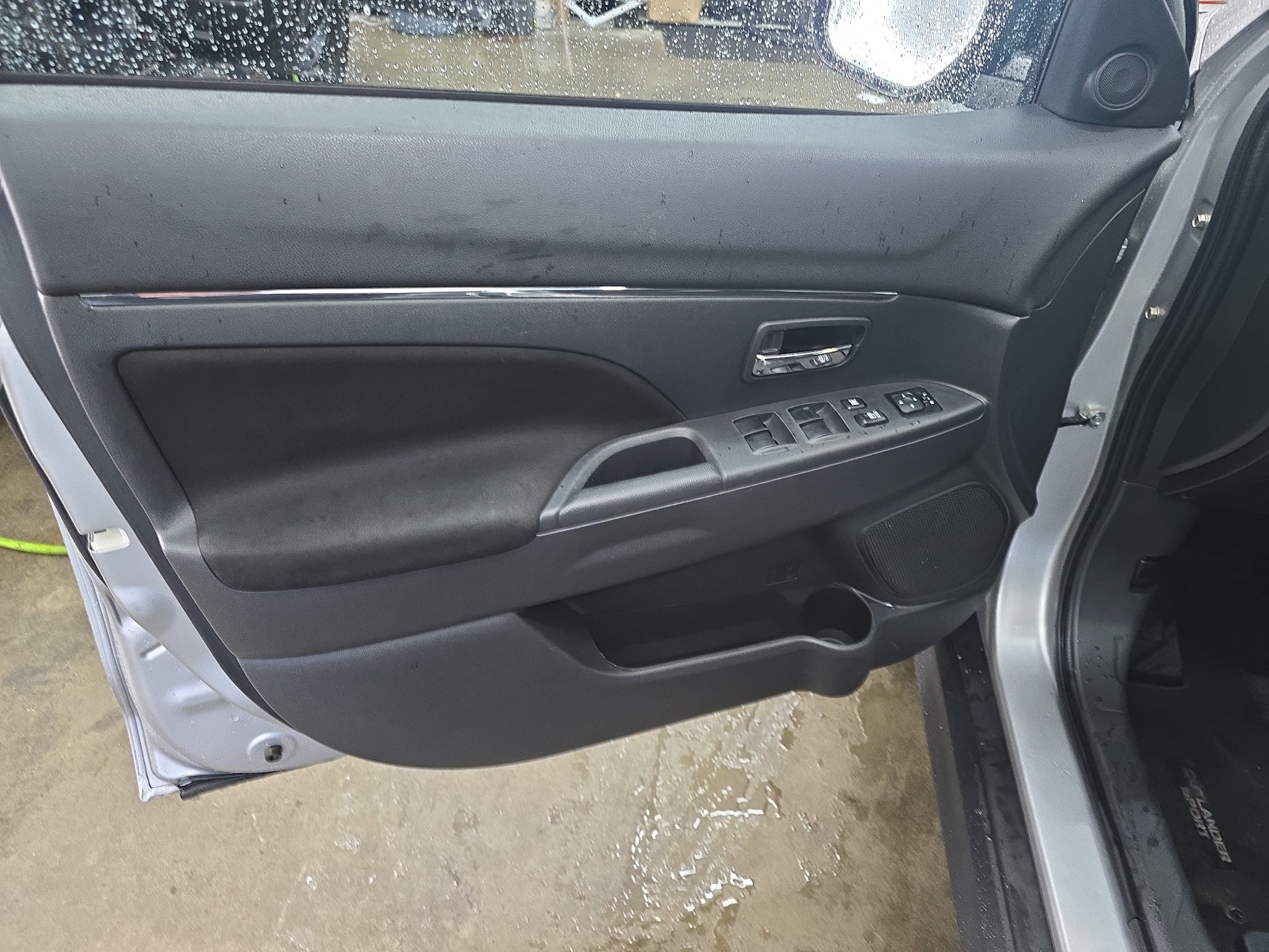 2025 Mitsubishi Outlander Sport S