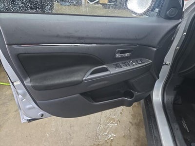 2025 Mitsubishi Outlander Sport S