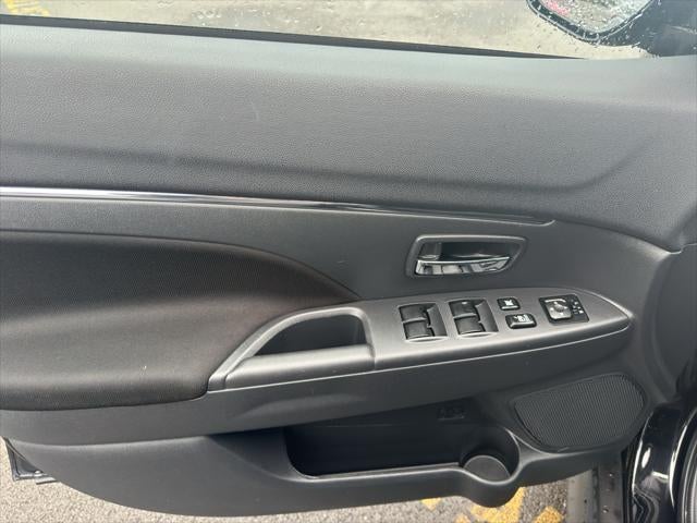 2025 Mitsubishi Outlander Sport ES
